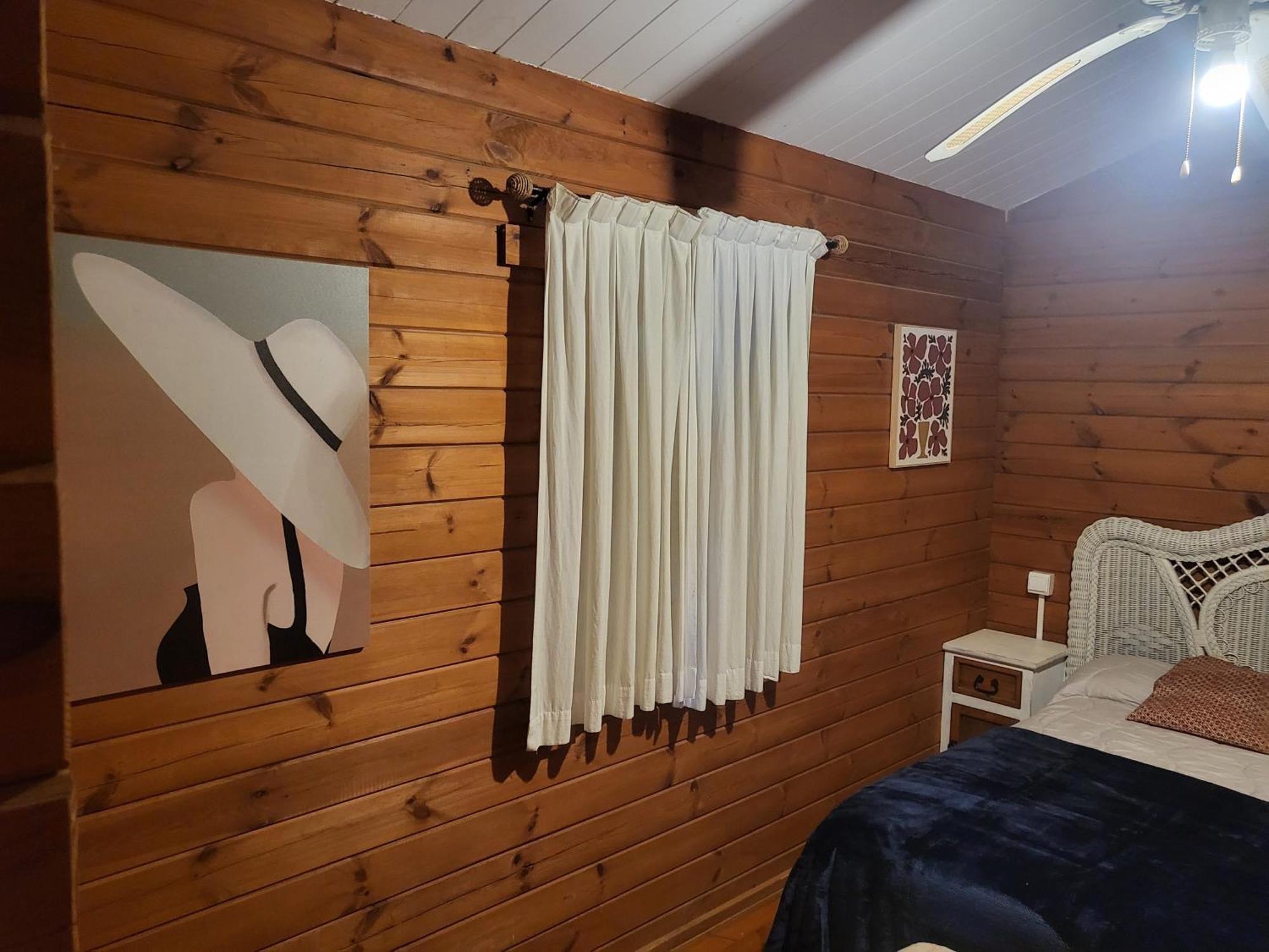 Casa Madera Urbanizacion Socorro Villa Sevilla Buitenkant foto